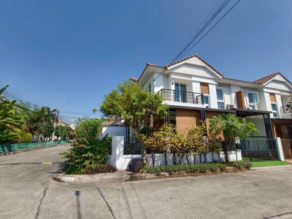 ให้เช่าทาวน์โฮมนนทบุรี บางใหญ่ บางบัวทอง : Be Cute บ้านให้เช่า ระยะสั้น  3 นอน 2 น้ำ แปลงมุม ถนนเมน มีสวนหย่อม พักได้ไม่เกิน  6  ท่าน จอดรถ 2 คัน หมู่บ้านทิพย์พิมาน บ้านริมน้ำ ติด MRT คลองบางไผ่