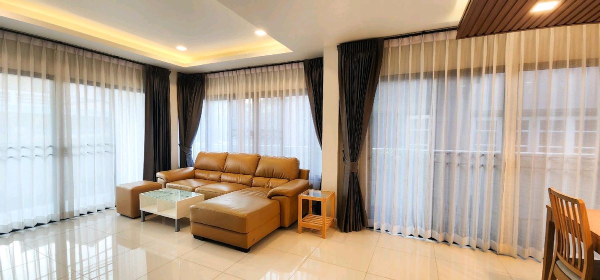 ให้เช่าบ้านรัตนาธิเบศร์ สนามบินน้ำ พระนั่งเกล้า : 💥ให้เช่า 40,000 บาท  หมู่บ้านวัฒกาญจน์ ซ.ไทรม้า ถ.รัตนาธิเบศร์ บ้านเดี่ยวสร้างเอง  ใกล้รถไฟฟ้าเพียง 3 นาที 