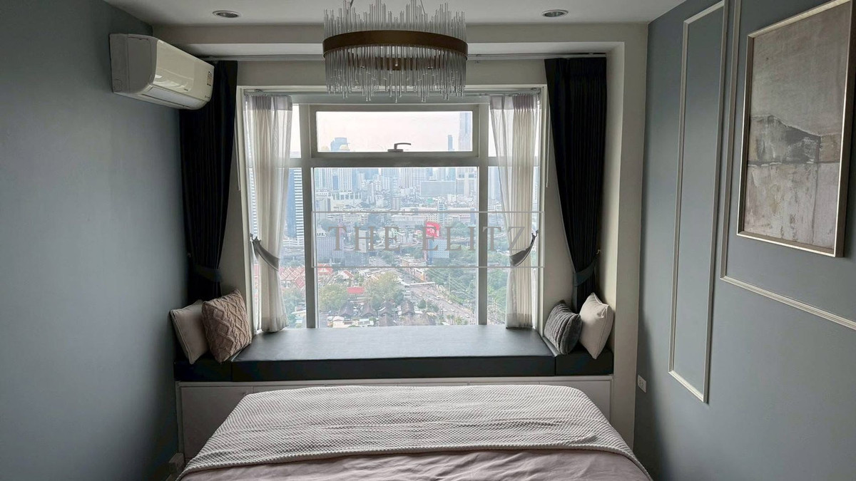 For SaleCondoRama9, Petchburi, RCA : 💥 The owner wants to sell urgently!! (Foreign Quota) Circle Condominium, very expensive price 💯 There is a shuttle service to BTS-MRT, 75% parking space, never full 🚄