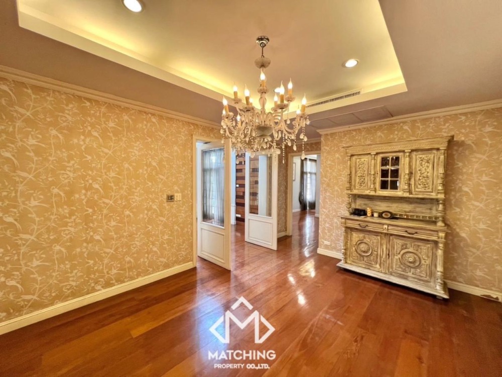 For SaleHouseBang Sue, Wong Sawang, Tao Pun : 2-storey single house, self-built, English style, near MRT Tiwanon Intersection, walking distance only 500 m.