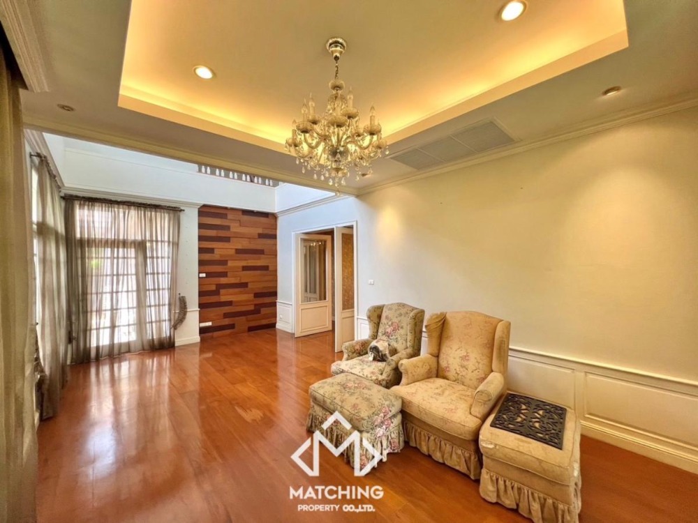 For SaleHouseBang Sue, Wong Sawang, Tao Pun : 2-storey single house, self-built, English style, near MRT Tiwanon Intersection, walking distance only 500 m.