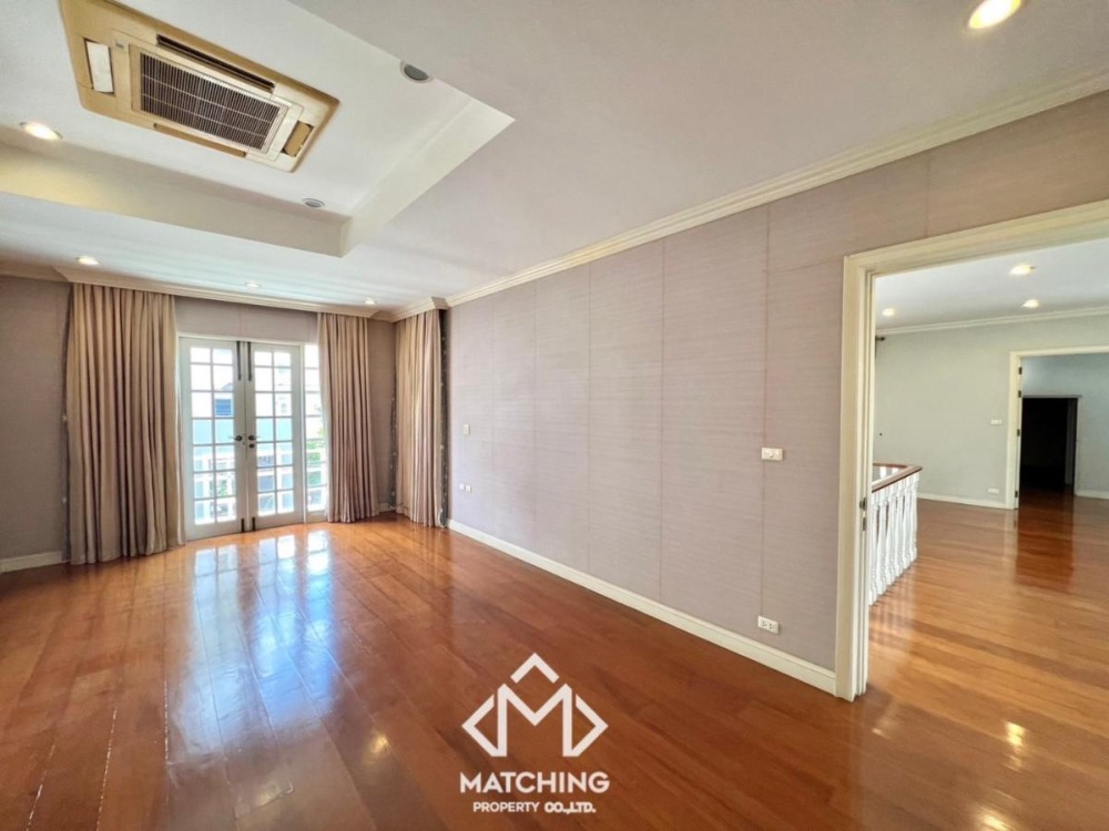 For SaleHouseBang Sue, Wong Sawang, Tao Pun : 2-storey single house, self-built, English style, near MRT Tiwanon Intersection, walking distance only 500 m.