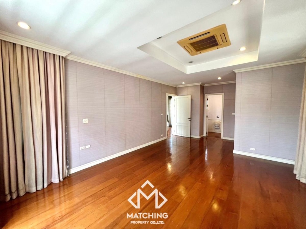 For SaleHouseBang Sue, Wong Sawang, Tao Pun : 2-storey single house, self-built, English style, near MRT Tiwanon Intersection, walking distance only 500 m.