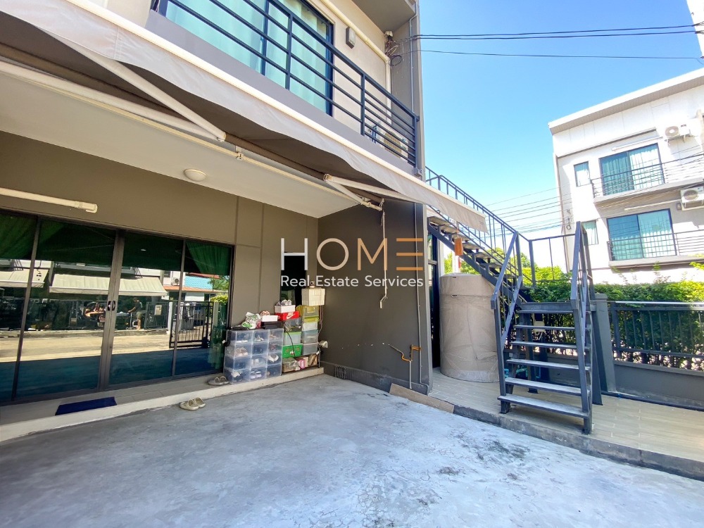 ขายทาวน์โฮมปิ่นเกล้า จรัญสนิทวงศ์ : แปลงมุม ดีลพิเศษ 🔥 บ้านกลางเมือง ปิ่นเกล้า - จรัญ / 3 ห้องนอน (ขาย), Baan Klang Muang Pinklao - Charan / 3 Bedrooms (SALE) BALL177