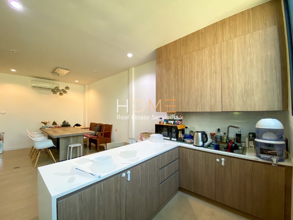 ขายทาวน์โฮมปิ่นเกล้า จรัญสนิทวงศ์ : แปลงมุม ดีลพิเศษ 🔥 บ้านกลางเมือง ปิ่นเกล้า - จรัญ / 3 ห้องนอน (ขาย), Baan Klang Muang Pinklao - Charan / 3 Bedrooms (SALE) BALL177