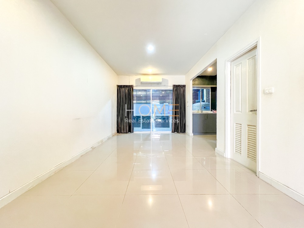 For SaleTownhomeChaengwatana, Muangthong : Near Impact Muang Thong Thani ✨ Townhome The Plant City Chaengwattana / 3 bedrooms (for sale), The Plant Citi Chaengwatthana / Townhome 3 Bedrooms (FOR SALE) BALL105