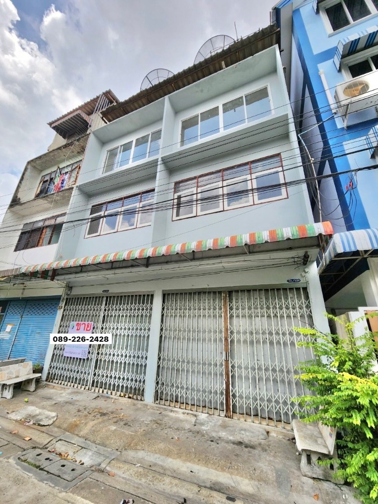For SaleShop HousePinklao, Charansanitwong : For Sale! : Commecial Buliding 3 storey, 2 unit shophouse, Charansanitwong 25, 3 bedrooms, 3 bathrooms, usable area 330 sqm.