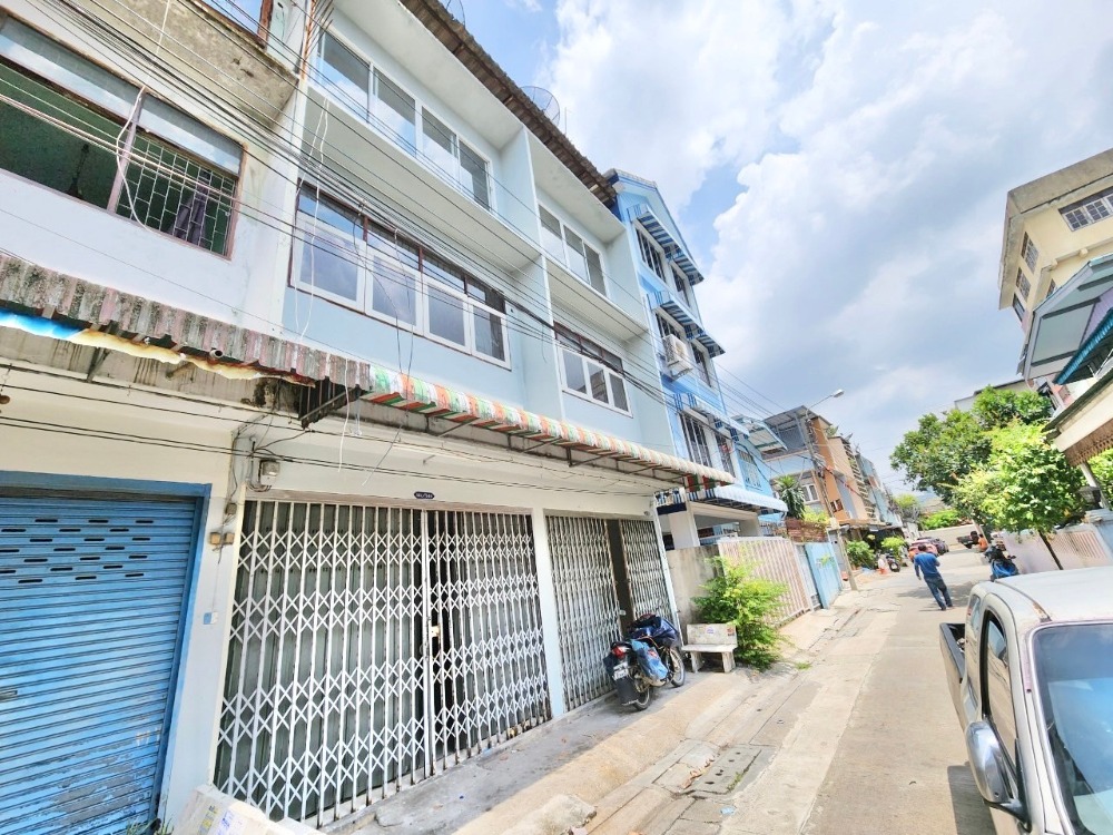 For SaleShop HousePinklao, Charansanitwong : For Sale! : Commecial Buliding 3 storey, 2 unit shophouse, Charansanitwong 25, 3 bedrooms, 3 bathrooms, usable area 330 sqm.