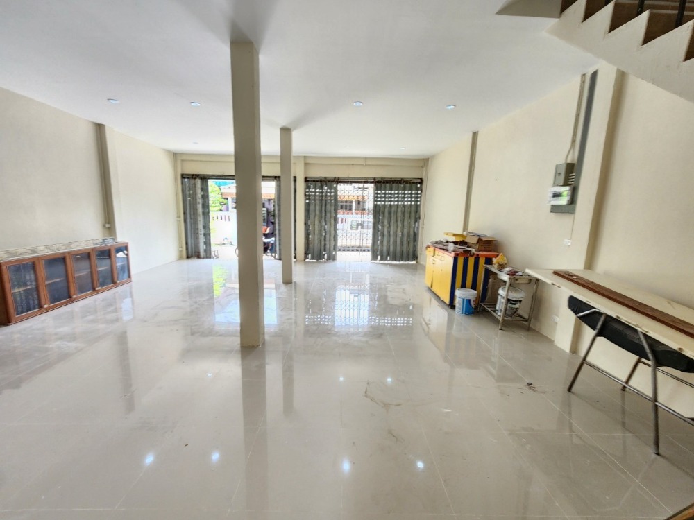 For SaleShop HousePinklao, Charansanitwong : For Sale! : Commecial Buliding 3 storey, 2 unit shophouse, Charansanitwong 25, 3 bedrooms, 3 bathrooms, usable area 330 sqm.