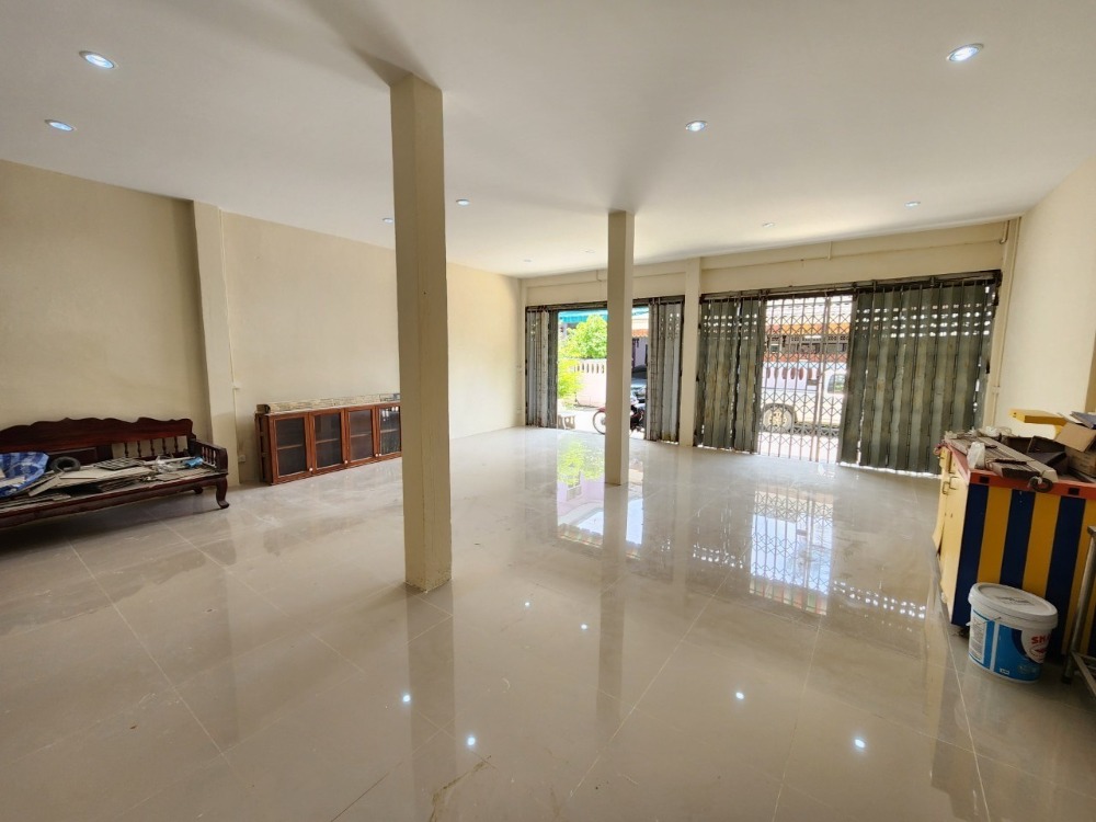 For SaleShop HousePinklao, Charansanitwong : For Sale! : Commecial Buliding 3 storey, 2 unit shophouse, Charansanitwong 25, 3 bedrooms, 3 bathrooms, usable area 330 sqm.