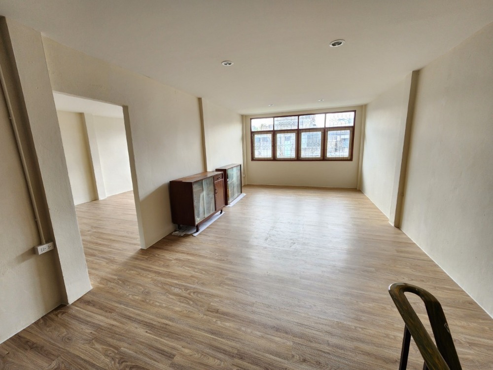 For SaleShop HousePinklao, Charansanitwong : For Sale! : Commecial Buliding 3 storey, 2 unit shophouse, Charansanitwong 25, 3 bedrooms, 3 bathrooms, usable area 330 sqm.