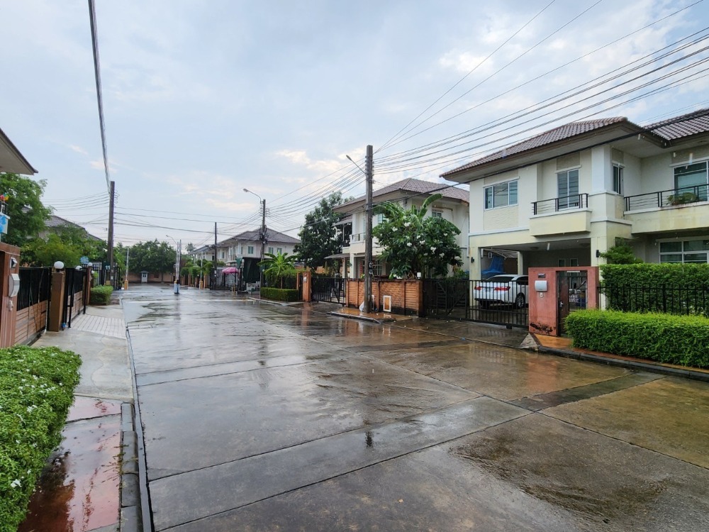 ให้เช่าบ้านพระราม 5 ราชพฤกษ์ บางกรวย : ให้เช่า บ้านเดี่ยว The Plant ราชพฤกษ์ แปลงริม พื้นที่เยอะ ติดคลับเฮ้าส์  3 ห้องนอน 3 ห้องน้ำ