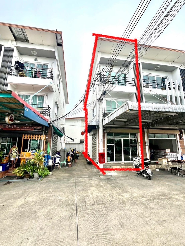 For SaleShop HouseBang kae, Phetkasem : 3-storey commercial building, corner room, The Miracle Plus project, Phetkasem 63, area 16 square wah, Lak Song Subdistrict, Bang Khae District, Bangkok