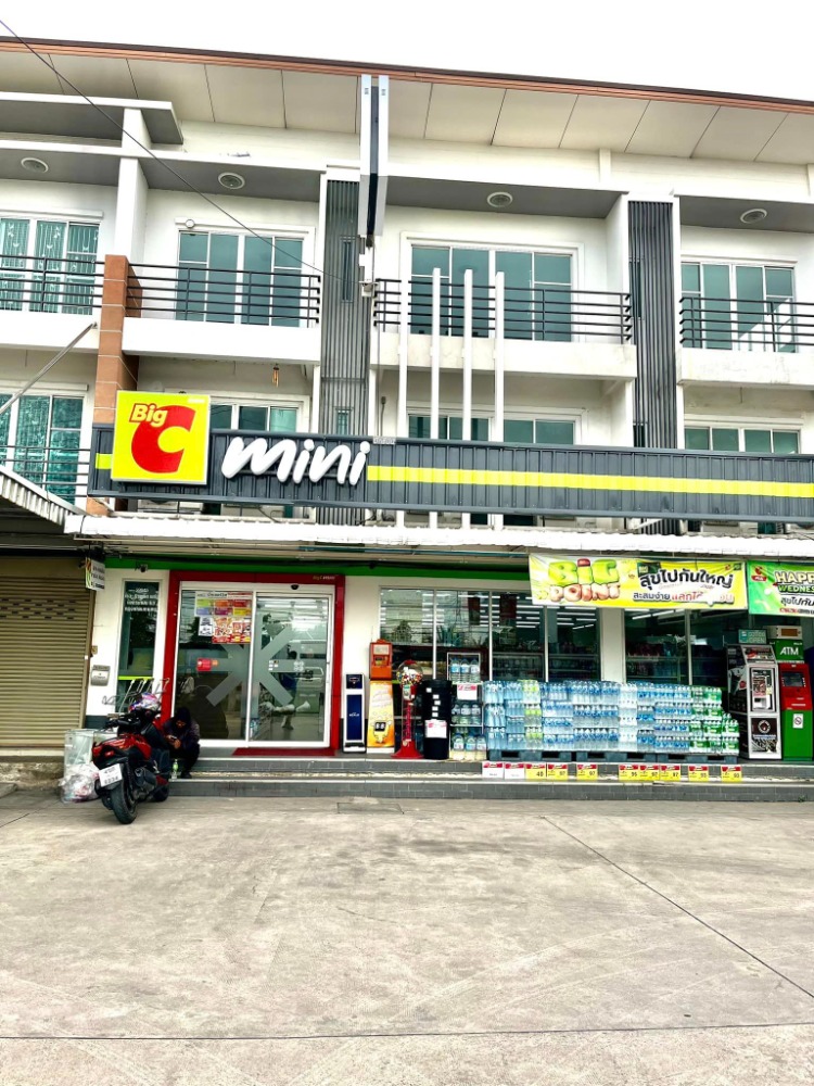 For SaleShop HouseBang kae, Phetkasem : 3-storey commercial building, corner room, The Miracle Plus project, Phetkasem 63, area 16 square wah, Lak Song Subdistrict, Bang Khae District, Bangkok