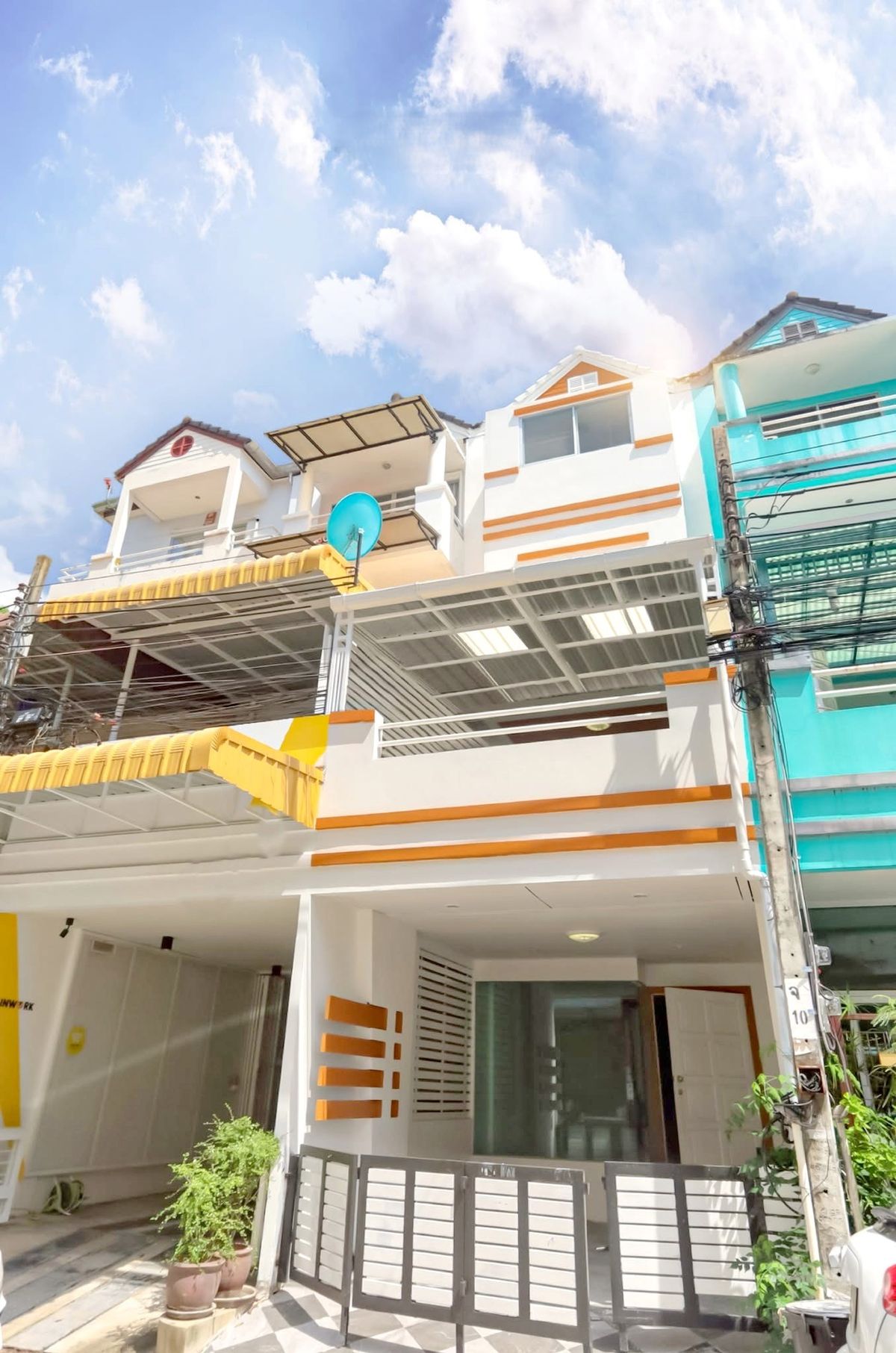For SaleTownhomeRamkhamhaeng, Hua Mak : CB006♚ Townhome for sale 5 bedrooms in Town ∞099-5919653,065-9423251▚Line@surreside