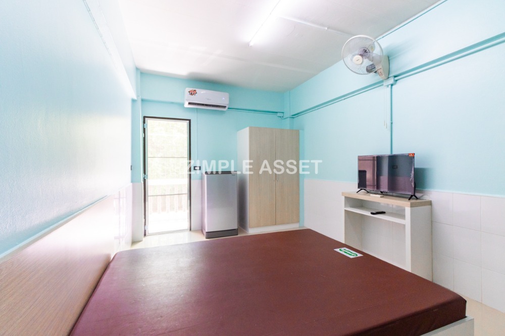 ให้เช่านวมินทร์ รามอินทรา : Line: @zimple_asset อพาร์ทเมนท์ย่านรามอินทรา ใกล้แฟชั่นไอส์แลนด์ ห้องตกแต่งพร้อมเฟอร์นิเจอร์ สามารถเข้าอยู่ได้เลย บรรยากาศเงียบสงบ ราคาไม่แพง มีที่จอดรถ ไม่ไกลจากBTSคู้บอน รับทั้งห้องพักรายวันและรายเดือน