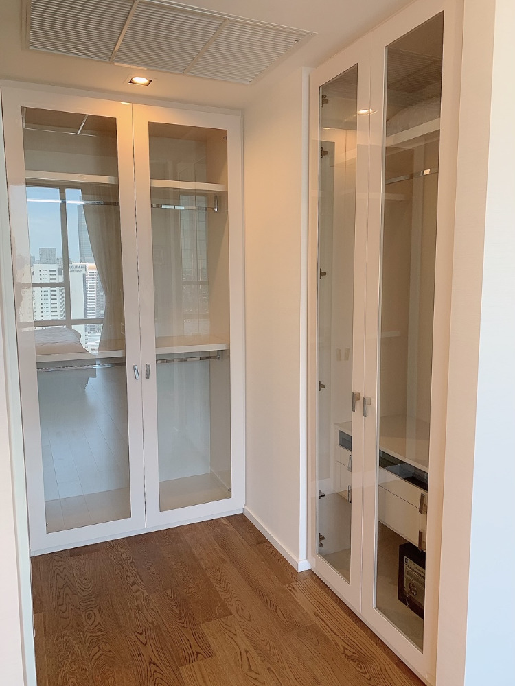 ขายคอนโดสาทร นราธิวาส : The Bangkok Sathorn  ขายราคาต่ำกว่าโครงการ