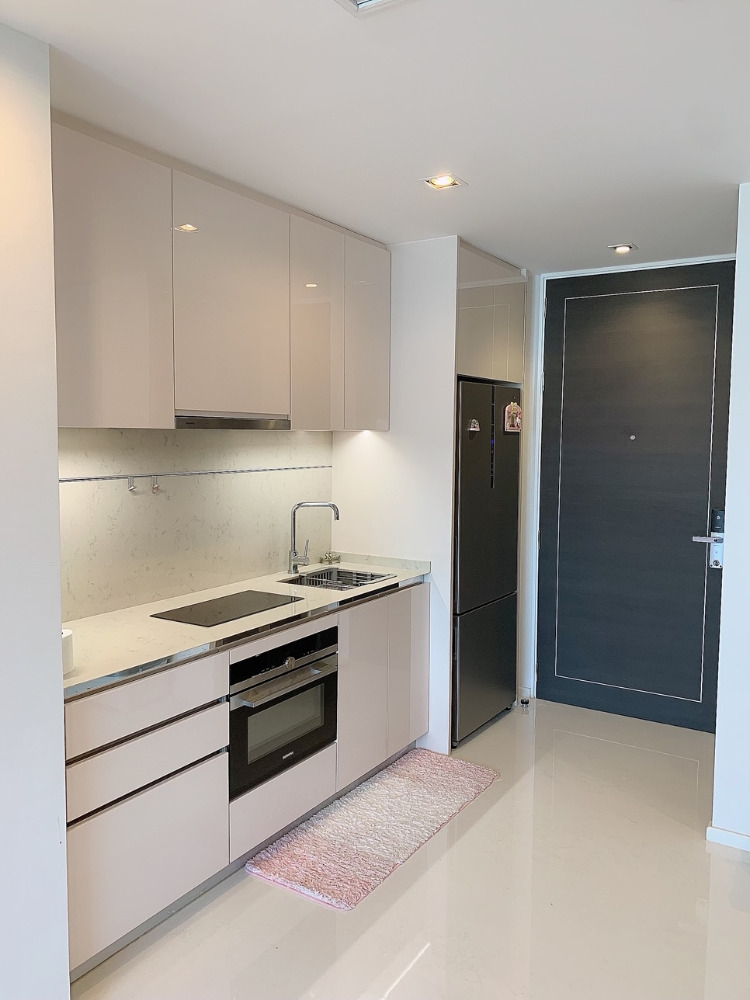 ขายคอนโดสาทร นราธิวาส : The Bangkok Sathorn  ขายราคาต่ำกว่าโครงการ