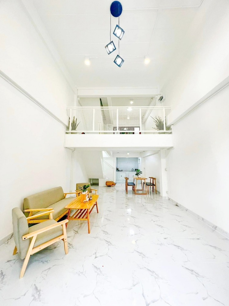 For SaleShop HouseNawamin, Ramindra : CB026😍 For SELL Selling Commercial Building 3.5 floors🚪3 bedrooms🚄near Pattawikorn Market🏢Nawamin🔔House area: 13 sq.wa🔔Usable area: 182 sq.m.💲Selling: 3,690,000฿📞O92-8676473,O65-9423251✅LineID:@newnormal