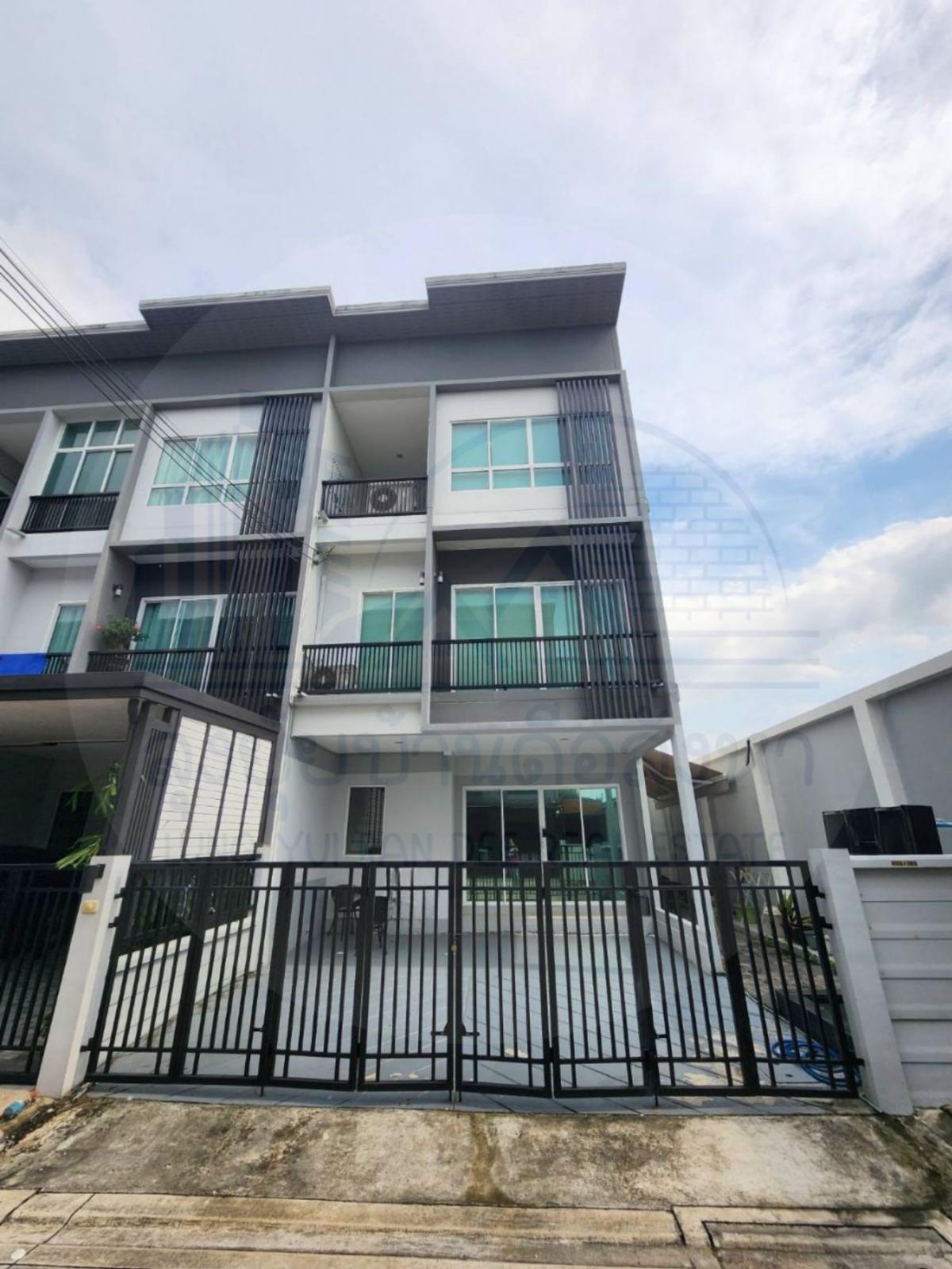 ให้เช่าทาวน์โฮมนวมินทร์ รามอินทรา : ให้เช่า Townhome Office สัมมากรอเวนิวรามอินทรา-วงแหวน🧑‍🎄💫💫联排别墅办公室出租，Sammakorn Avenue Ramintra-Wongwaen
