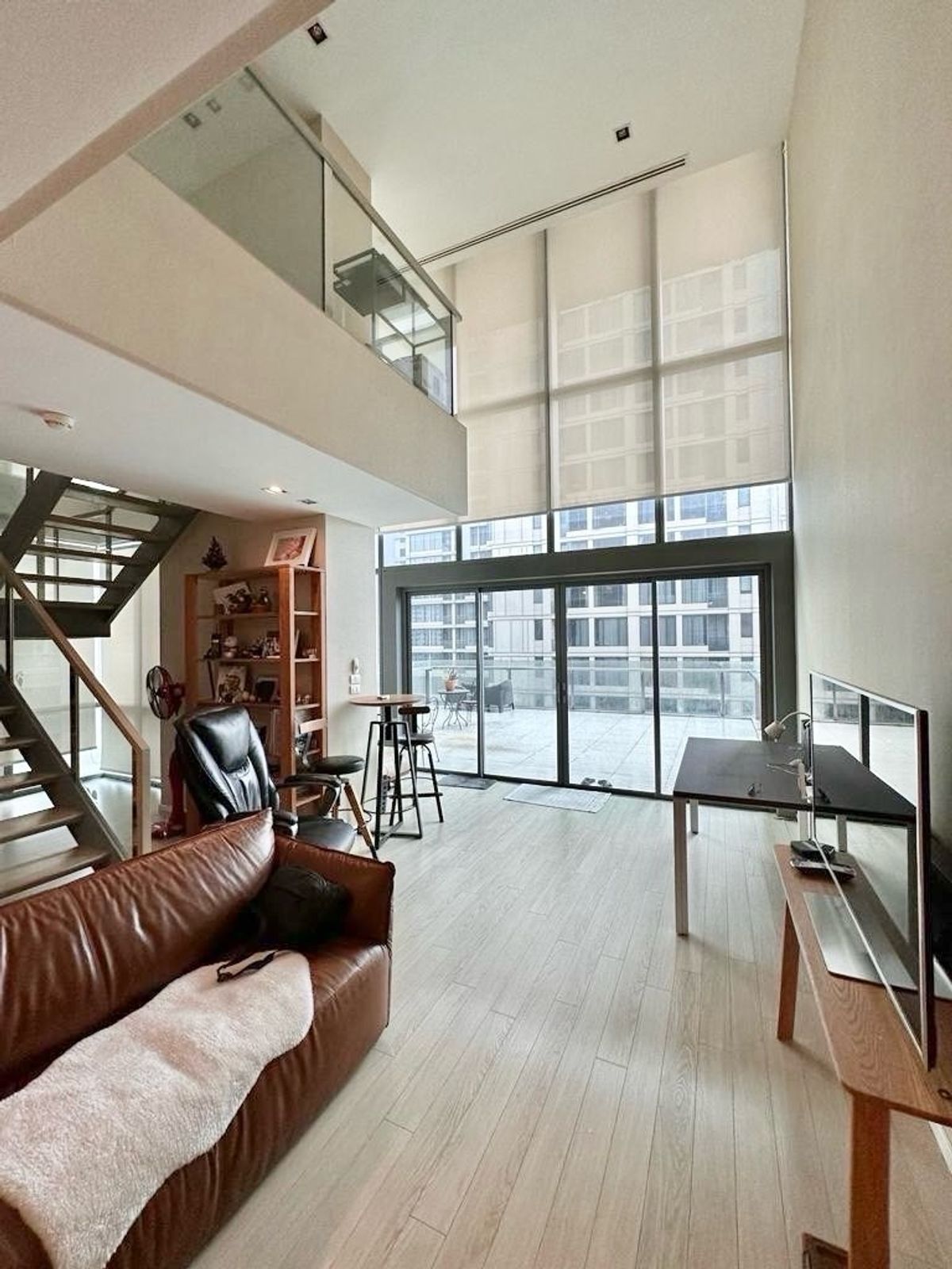 ขายคอนโดสุขุมวิท อโศก ทองหล่อ : The Room 21 🔥 141sqm super huge balcony (Duplex) 2b2b 24.5MB