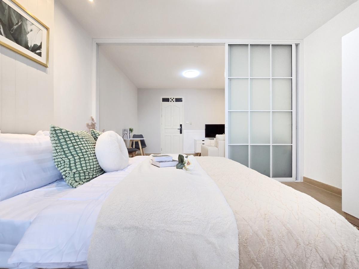 ขายคอนโดรัชดา ห้วยขวาง : ผ่อนให้คนอื่นทำไม‼️ ผ่อนให้ตัวเองดีกว่าไม๊ ฟินกว่าเยอะเลย ห้องสวย ห้องใหม่ คุ้มกว่าเช่า🌲🌲𝐂𝐢𝐭𝐲 𝐡𝐨𝐦𝐞 รัชดา 𝟏𝟎🌲🌲