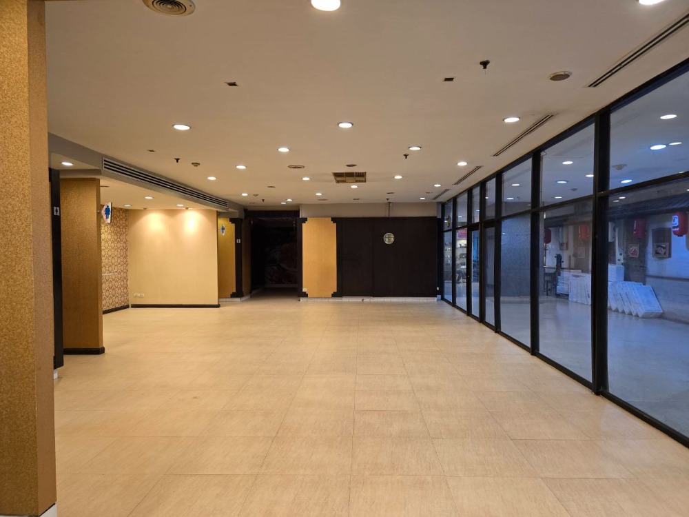 ให้เช่าร้านค้า/ตลาดนัดสีลม ศาลาแดง บางรัก : ร้านอาหารให้เช่า ใจกลางสีลม/สาทร กรุงเทพฯ