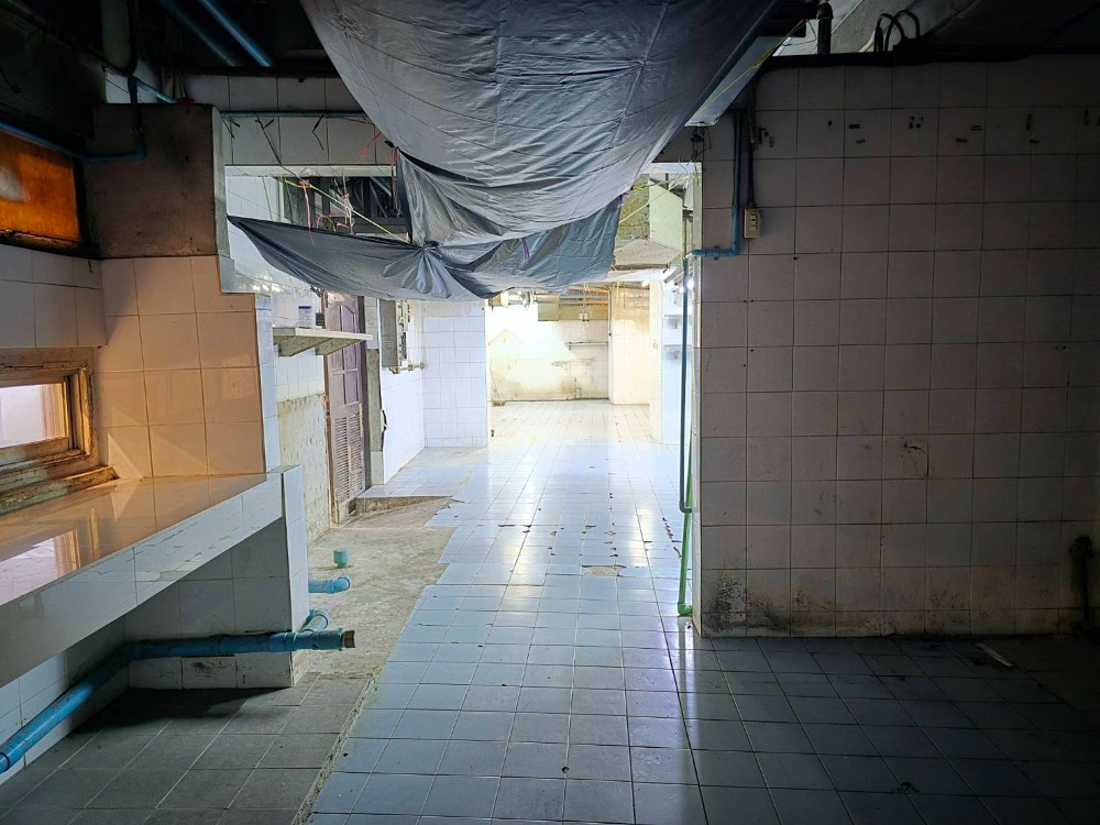 ให้เช่าร้านค้า/ตลาดนัดสีลม ศาลาแดง บางรัก : ร้านอาหารให้เช่า ใจกลางสีลม/สาทร กรุงเทพฯ