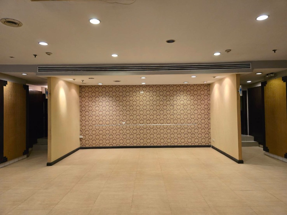 ให้เช่าร้านค้า/ตลาดนัดสีลม ศาลาแดง บางรัก : ร้านอาหารให้เช่า ใจกลางสีลม/สาทร กรุงเทพฯ