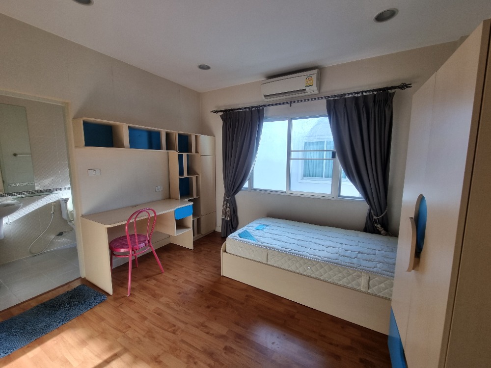 ให้เช่าบ้านพระราม 5 ราชพฤกษ์ บางกรวย : ให้เช่าบ้านเดี่ยว 2 ชั้น 3 ห้องนอน 4 ห้องน้ำ เพียง30,000บาท บ้านหลังมุม เฟอร์นิเจอร์ครบ ทำเลดี พร้อมเข้าอยู่ ใกล้ ร.ร.เด่นหล้า