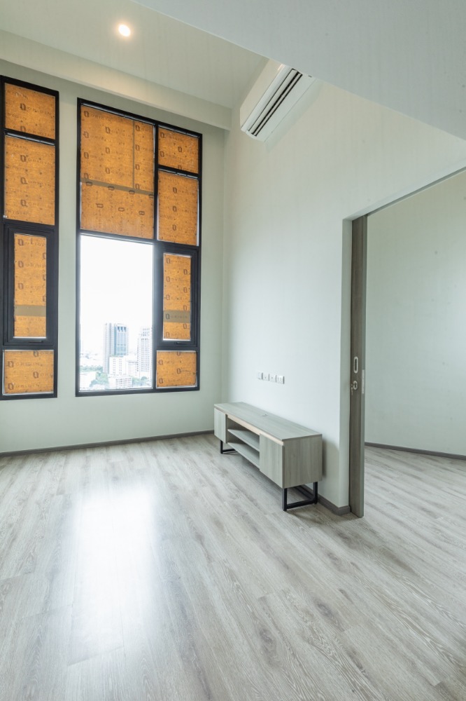 For SaleCondoKasetsart, Ratchayothin : Last unit before closing the building, best price in Kaset area, only 50 meters from the BTS (Owner Post)
