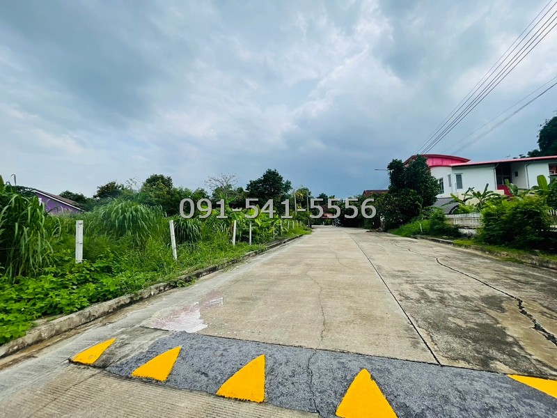 ขายที่ดินเลียบทางด่วนรามอินทรา : ขายที่ดิน 113 ตรว แปลงมุม ติดถนน 2 ด้าน ม.ปัญญาเลคโฮม นิมิตใหม่ 28 เงียบสงบ สะอาด ถนนค่อนข้างกว้าง