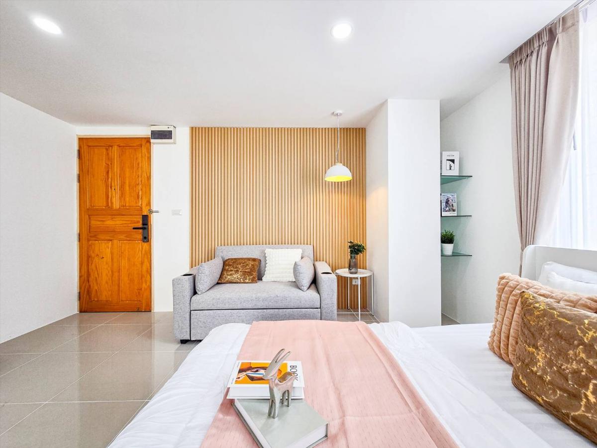 For SaleCondoRatchadapisek, Huaikwang, Suttisan : 🟢 ⟨⟨🏡Condo Ratchada City 18⟩⟩ 🎁Ready for you to live under various facilities 🏝️Amidst a warm atmosphere With a condo in the heart of Ratchada, newly designed, stylish, not out of trend, good location, convenient transportation🚨🚨🚨