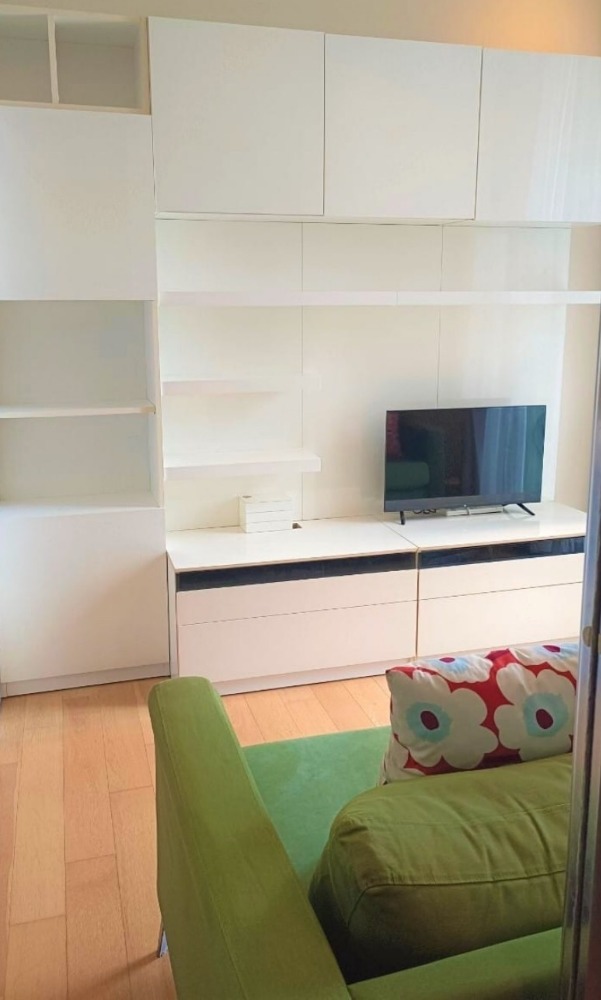 ขายคอนโดลาดพร้าว เซ็นทรัลลาดพร้าว : S-EQX101  ขายคอนโด อีควิน็อกซ์ พหล-วิภา, ชั้น 34 วิวเมือง 31.4 ตรม. 4 ล้าน 064-959-8900