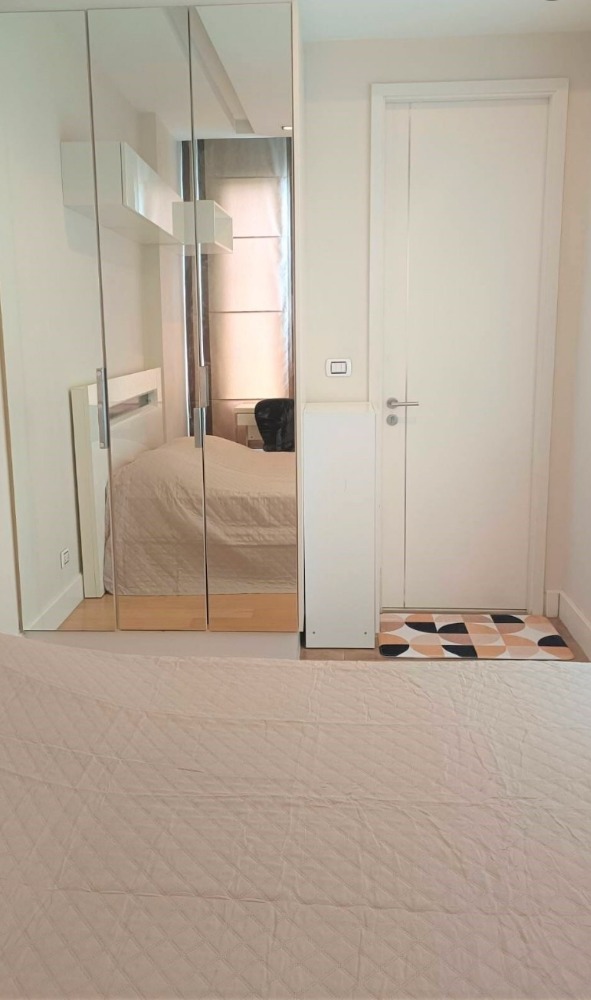 ขายคอนโดลาดพร้าว เซ็นทรัลลาดพร้าว : S-EQX101  ขายคอนโด อีควิน็อกซ์ พหล-วิภา, ชั้น 34 วิวเมือง 31.4 ตรม. 4 ล้าน 064-959-8900