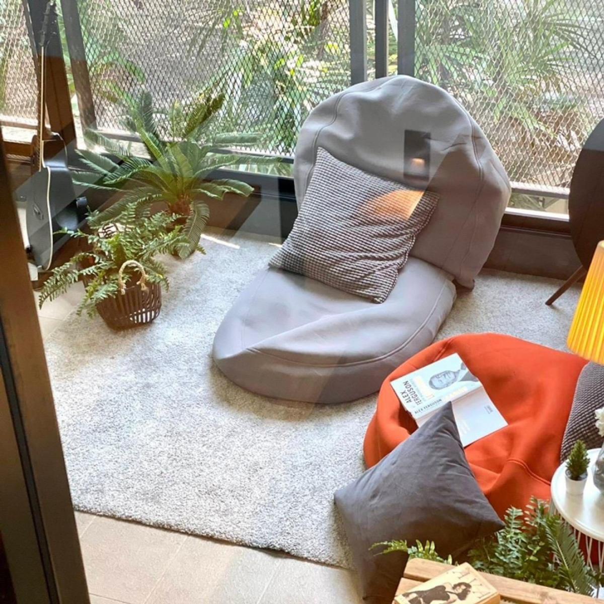 For SaleTownhomeSukhumvit, Asoke, Thonglor : 📢👇Sell with tenant til 2028
Urgent! 3-Storey Townhouse in Ekkamai. 3 Bedrooms / 3 Bathrooms 16.7MB with tenant. Attractive Yield: 6.3%