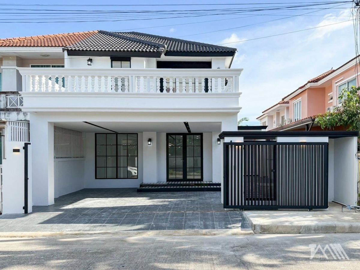 For SaleHousePhuket : Dusit Buri Ratsada Village / House Town, Phuket
