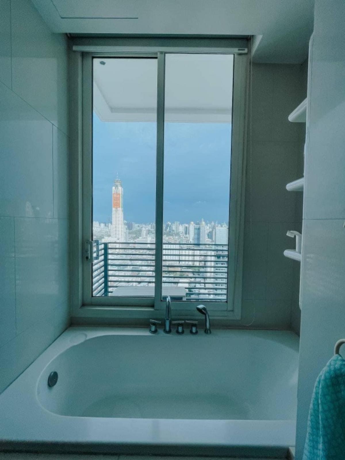 For SaleCondoRatchathewi,Phayathai : 📢👇For sale 2 beds with unblocked view at Villa Ratchathewi, near Siam Square, MBK mall, Chulalongkorn university.