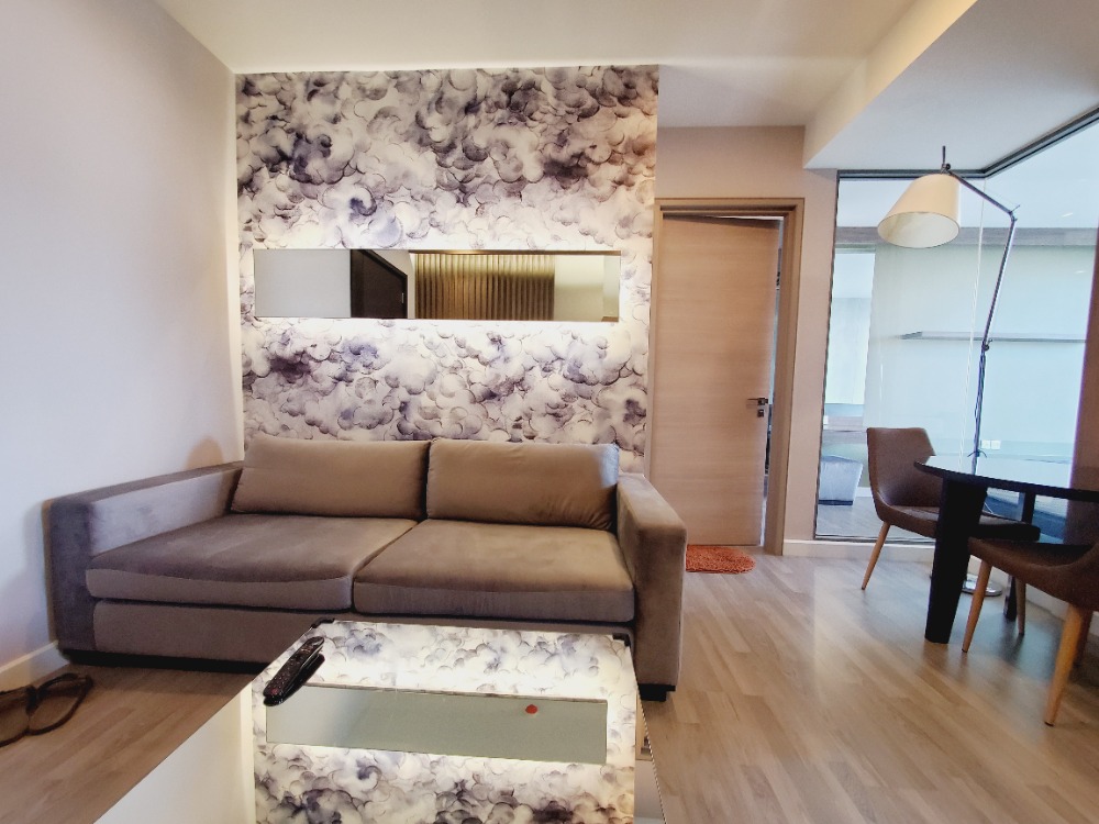 ให้เช่าคอนโดสยาม จุฬา สามย่าน : 📣 The room Rama 4 / 45 ตร.ม . พร้อมอยู่กลางเดือน มิ.ย.   📞Line:@pukkhome (with@)