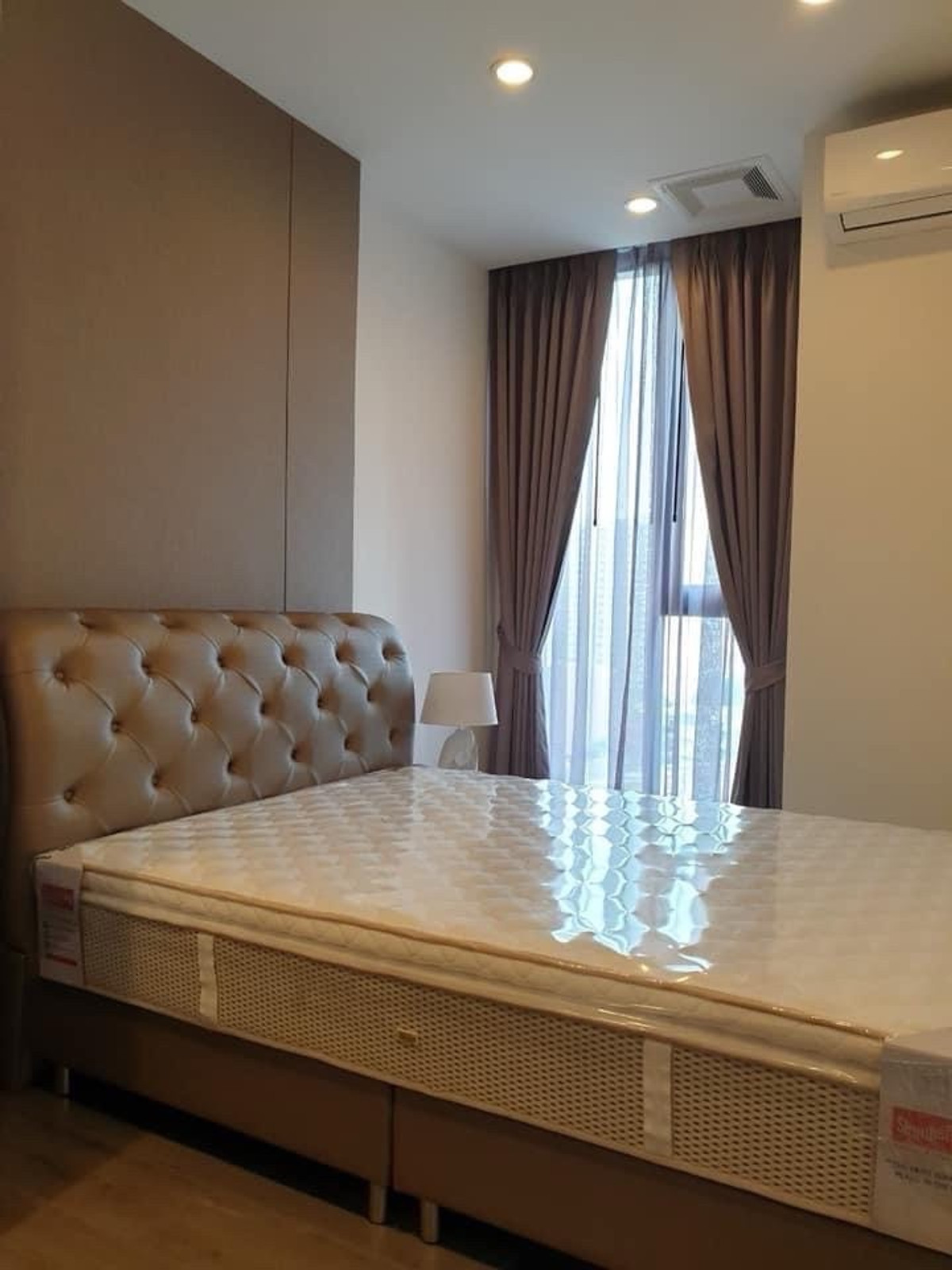 For RentCondoOnnut, Udomsuk : 🔥Don’t Miss🔥Whizdom Essence Sukhumvit Condo 🔥 | 1 Bed | 35 SQM | Floor 12 | RENT 21,000 Baht 🔥 🔥 Don't miss out 🔥 condo essence Sukhumvit 🔥 | 1 bedroom