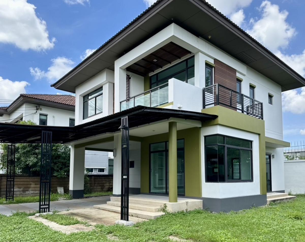 For SaleHouseNawamin, Ramindra : Single house, Saransiri Phahon Yothin-Sai Mai, located at the beginning of the project, good atmosphere, opposite the park, size 90.9 sq m.