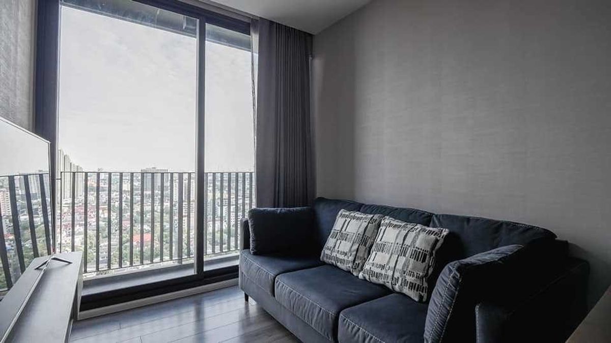 For RentCondoOnnut, Udomsuk : 🔥Don’t Miss🔥Whizdom Essence Sukhumvit Condo 🔥 | 1 Bed | 35 SQM | Floor 12 | RENT 21,000 Baht 🔥 🔥 Don't miss out 🔥 condo essence Sukhumvit 🔥 | 1 bedroom