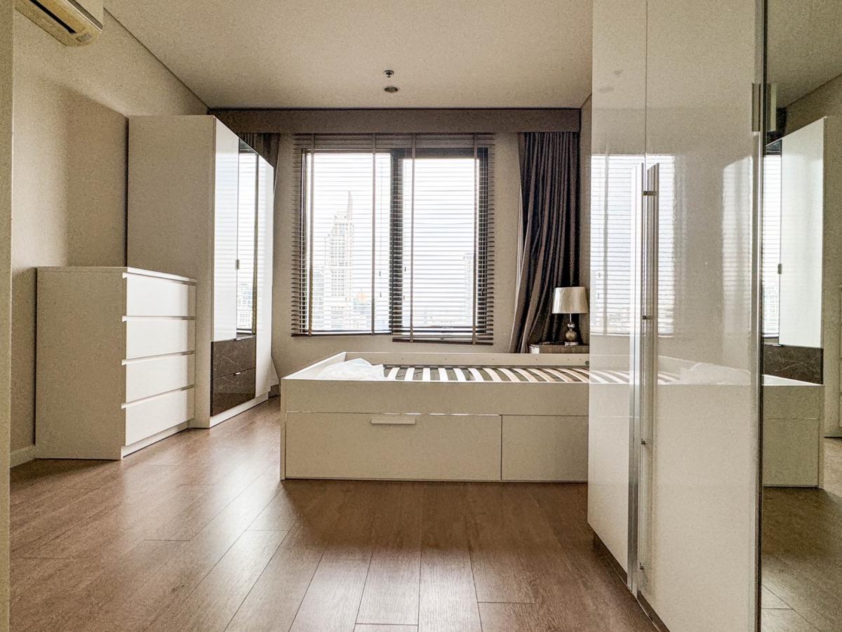 For SaleCondoRama9, Petchburi, RCA : Luxury in Asoke! 2 bedrooms with a spacious view for sale at 14 million. Villa Asoke near BTS/MRT Petchburi, convenient for all travel!