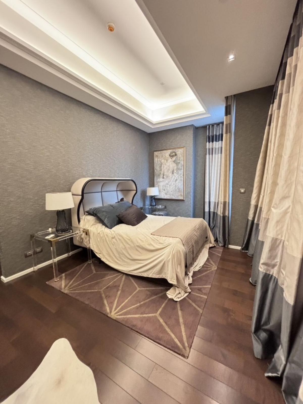 For RentCondoSukhumvit, Asoke, Thonglor : 📢👇Rare item!3 beds at The Diplomat 39, in Em District ( Emporium, EmQuartier, Emsphere) near BTS Phromphong, nice decoration , fully furnished furnish, ready to move in