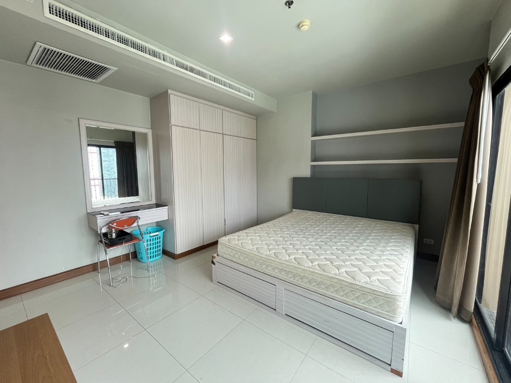 For RentCondoRatchathewi,Phayathai : Noble Revent 1 Bed 51 sqm 23,000