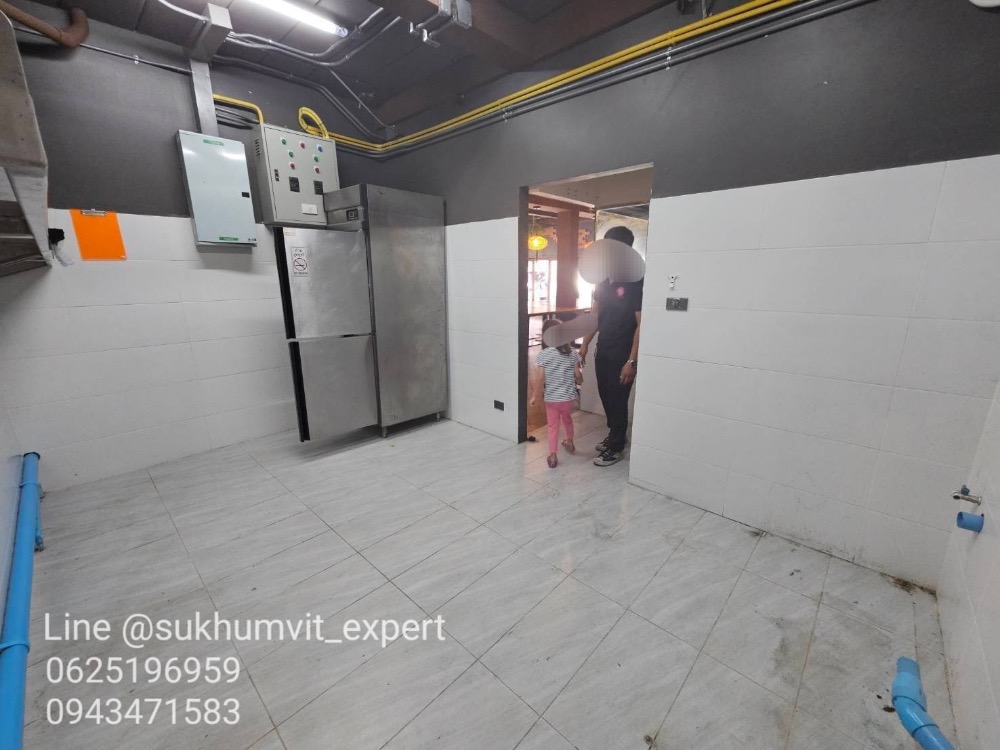 ให้เช่าร้านค้า/ตลาดนัดสุขุมวิท อโศก ทองหล่อ : ให้เช่าพื้นที่สำหรับทำร้านอาหาร ร้านค้า โชว์รูม ละแวกทองหล่อ