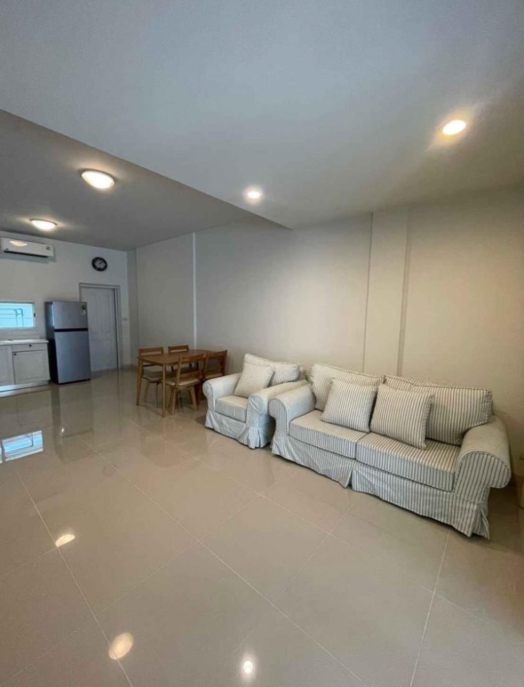 ให้เช่าทาวน์โฮมเกษตร นวมินทร์ ลาดปลาเค้า : ให้เช่าทาวน์โฮม ทาวน์พลัส เกษตร-นวมินทร์ ใกล้ทางด่วนรามอินทรา และ Central Eastville