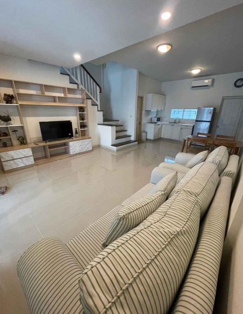 ให้เช่าทาวน์โฮมเกษตร นวมินทร์ ลาดปลาเค้า : ให้เช่าทาวน์โฮม ทาวน์พลัส เกษตร-นวมินทร์ ใกล้ทางด่วนรามอินทรา และ Central Eastville