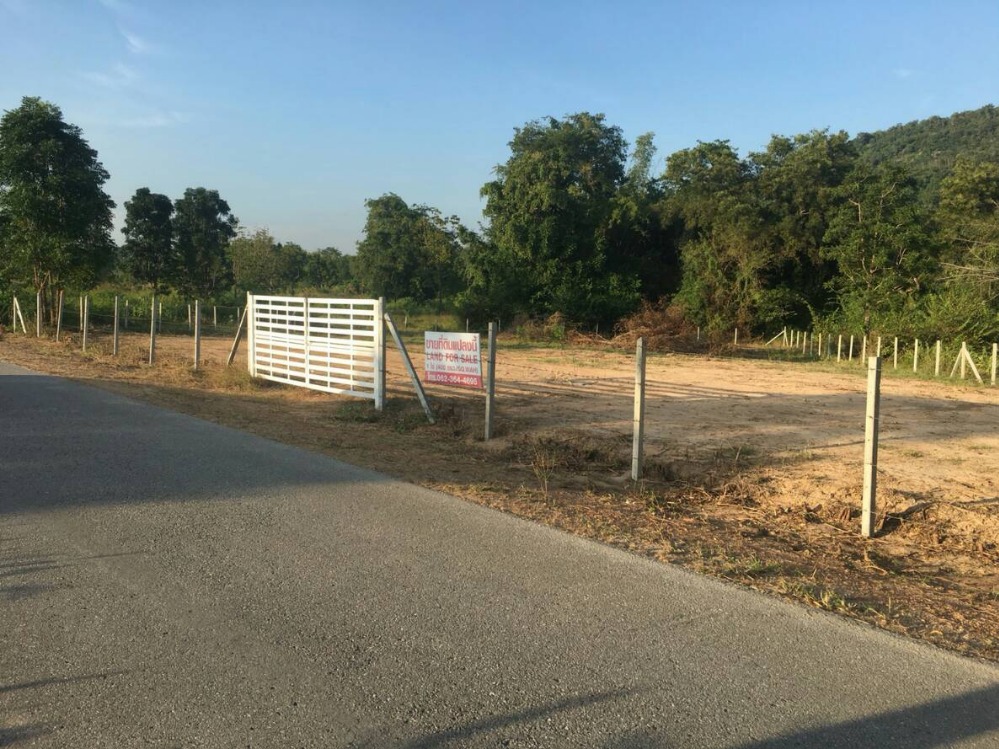 For SaleLandHuahin, Prachuap Khiri Khan, Pran Buri : Land 1 Rai for Sale near Palm Hills Golf Course
