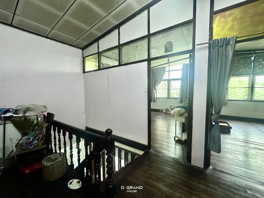 ขายที่ดินอ่อนนุช อุดมสุข : ที่ดินพร้อมสิ่งปลูกสร้าง ในซอยสุขุมวิท 𝟵𝟳/𝟭 พื้นที่กว้างขวาง ทำเลดี ใกล้รถไฟฟ้าสถานีบางจากเพียง 𝟴𝟬𝟬 เมตร